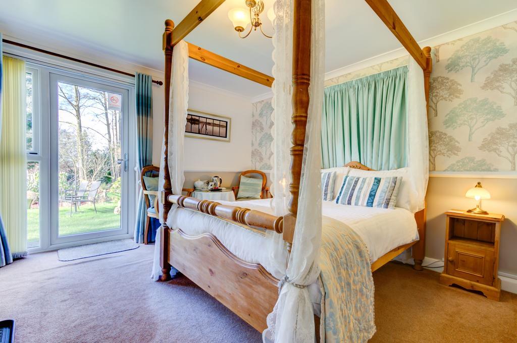 Meadfoot Guesthouse Room Only Accommodation For Adults วินเดอร์เมียร์ ภายนอก รูปภาพ