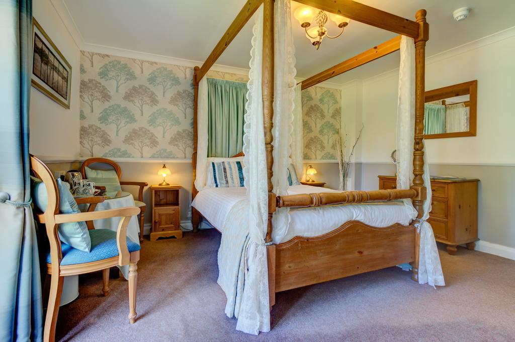 Meadfoot Guesthouse Room Only Accommodation For Adults วินเดอร์เมียร์ ภายนอก รูปภาพ