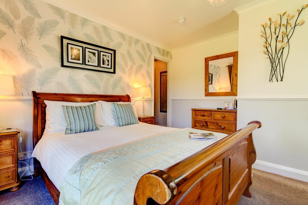 Meadfoot Guesthouse Room Only Accommodation For Adults วินเดอร์เมียร์ ภายนอก รูปภาพ